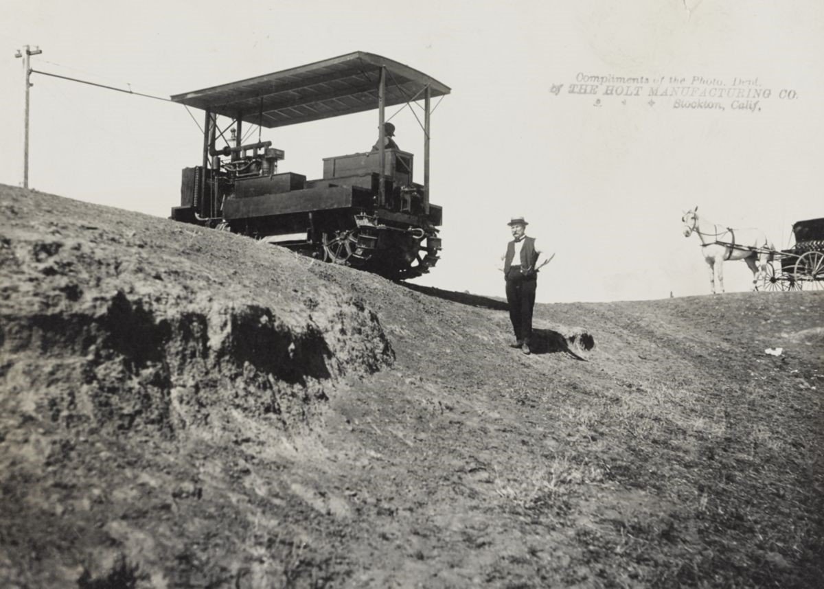 Caterpillar Anglaise : L'Histoire et l'Innovation d'une Légende () Caterpillar Anglaise : L'Histoire et l'Innovation d'une Légende