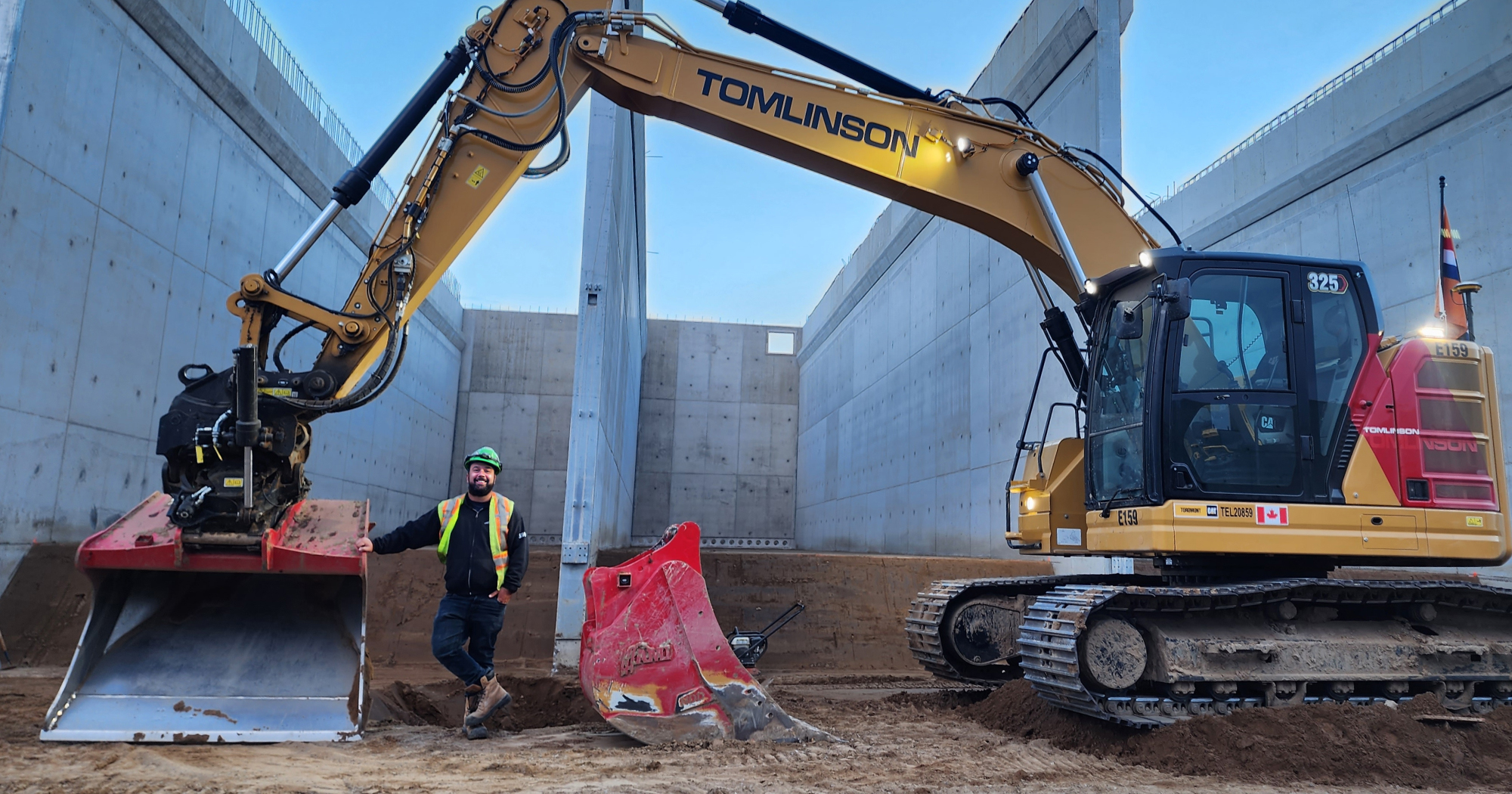 Photo Contest Winner Matt Baggs and his Cat 325